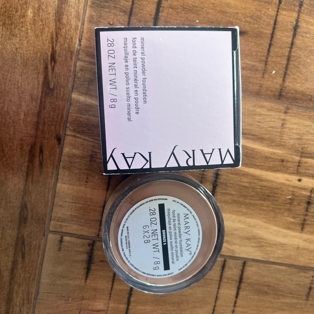 Mary Kay Mineral Powder Foundation - Bronze 5